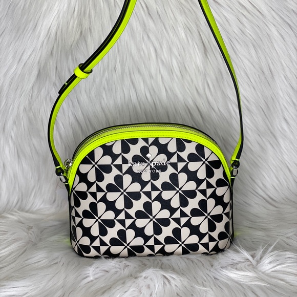 kate spade Handbags - 🖤Kate Spade🖤Geo Clover Hollie Dome Crossbody